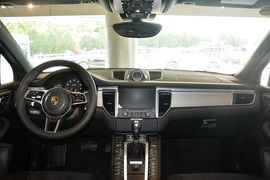 2016款保时捷Macan