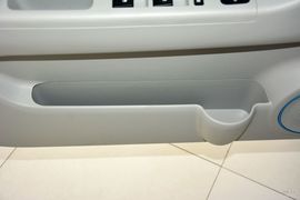 2016款北汽新能源EV160轻快版