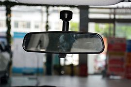 2016款北汽新能源EV160轻快版