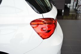 2016款宝马118i都市设计套装