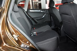 2014款中华V5