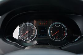 2014款中华V5