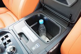 2016款雷克萨斯LX570尊贵豪华版