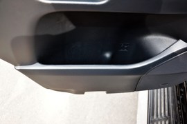 2016款雷克萨斯LX570尊贵豪华版