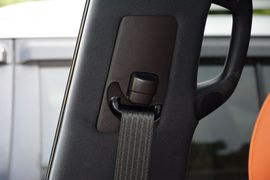 2016款雷克萨斯LX570尊贵豪华版