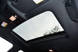 2016款雷克萨斯LX570尊贵豪华版