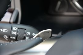 2016款雷克萨斯LX570尊贵豪华版