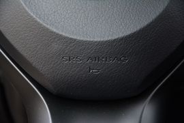 2016款雷克萨斯LX570尊贵豪华版