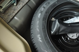 2010款东风日产骊威劲逸版1.8XE手动标准型