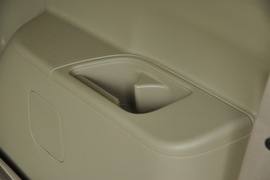 2010款东风日产骊威劲逸版1.8XE手动标准型