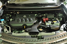 2010款东风日产骊威劲逸版1.8XE手动标准型
