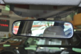 2010款东风日产骊威劲逸版1.8XE手动标准型