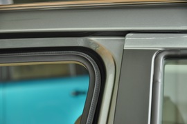 2010款东风日产骊威劲逸版1.8XE手动标准型