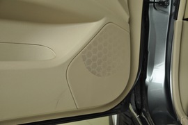 2010款东风日产骊威劲逸版1.8XE手动标准型