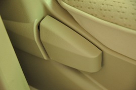 2010款东风日产骊威劲逸版1.8XE手动标准型
