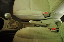 2010款东风日产骊威劲逸版1.8XE手动标准型