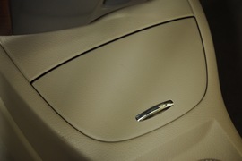 2010款东风日产骊威劲逸版1.8XE手动标准型