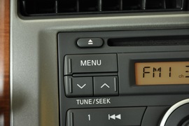 2010款东风日产骊威劲逸版1.8XE手动标准型