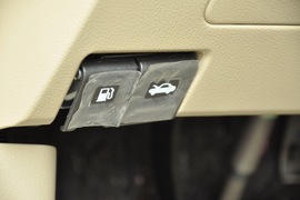 2010款东风日产骊威劲逸版1.8XE手动标准型