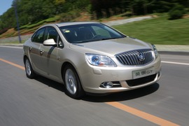 2010款别克英朗GT1.8试驾