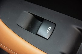 2016款别克君越28T旗舰型