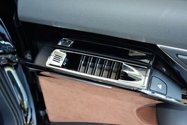 2016款奥迪A8L