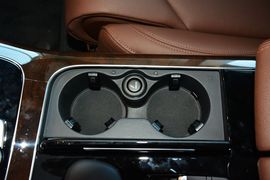 2016款奥迪A8L
