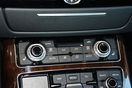 2016款奥迪A8L