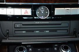 2016款奥迪A8L