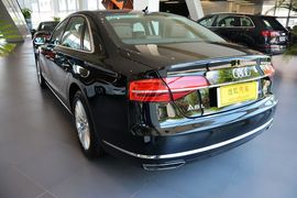 2016款奥迪A8L