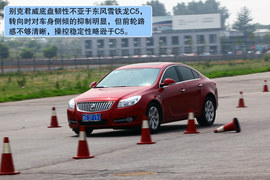 别克新君威对比测试