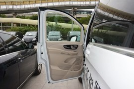 2016款福建奔驰V260尊贵版