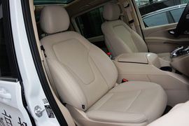 2016款福建奔驰V260尊贵版