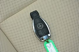 2016款福建奔驰V260尊贵版