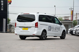 2016款福建奔驰V260尊贵版