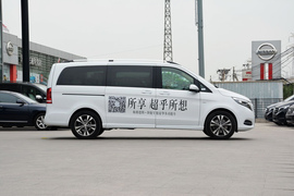 2016款福建奔驰V260尊贵版