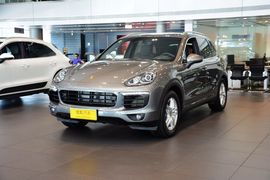 2015款保时捷Cayenne