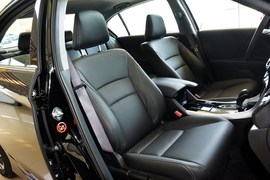 2016款本田雅阁2.0L