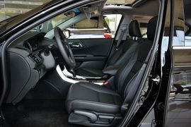 2016款本田雅阁2.0L
