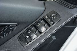 2014款奔驰R320