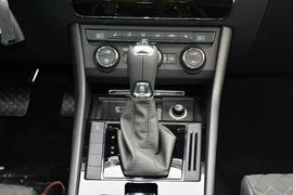 2016款斯柯达速派330TSI