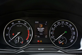 2016款斯柯达速派330TSI