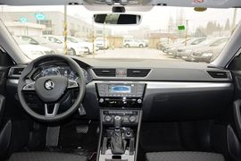 2016款斯柯达速派330TSI