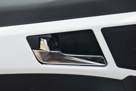 2016款江淮iEV6S