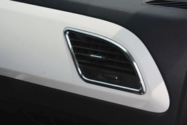 2016款江淮iEV6S