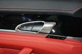 2016款保时捷Panamera
