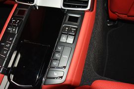 2016款保时捷Panamera