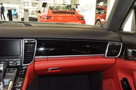 2016款保时捷Panamera