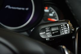 2016款保时捷Panamera