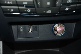 2015款北汽绅宝X65